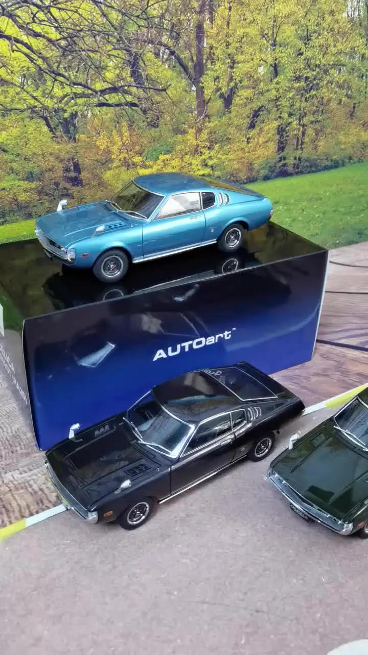 AUTOART 1:18 Toyota Celica LIFTBACK 2000GT (RA25) Car model Sports