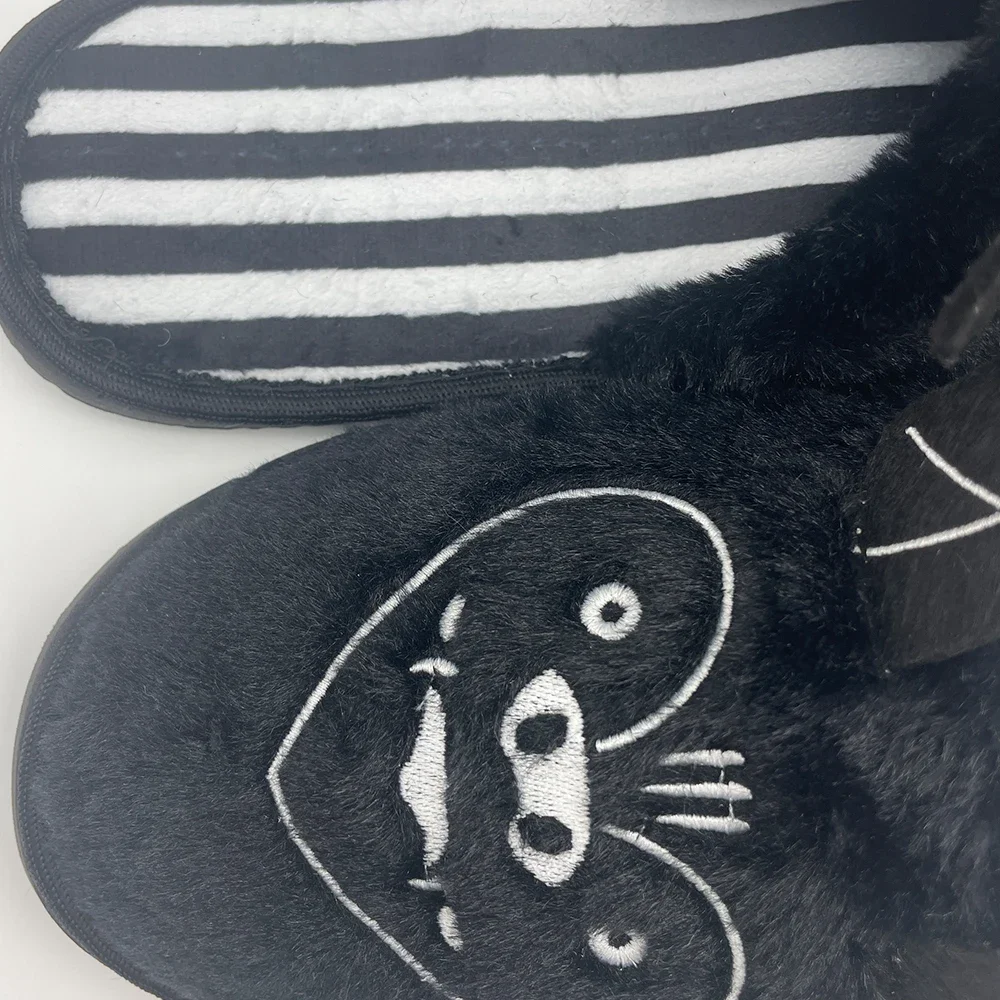 Bat Plush Slippers Warm Comfortable Non-slip Plush Slippers Men Women Indoor Home Funny Cotton Soft Soled Shoes  Autumn Winter 6