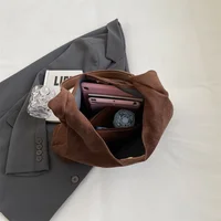 Sac à main Vintage en daim pour femmes, sac à bandoulière de grande capacité, couleur unie, Simple, décontracté, sac de banlieue rétro, automne et hiver 5