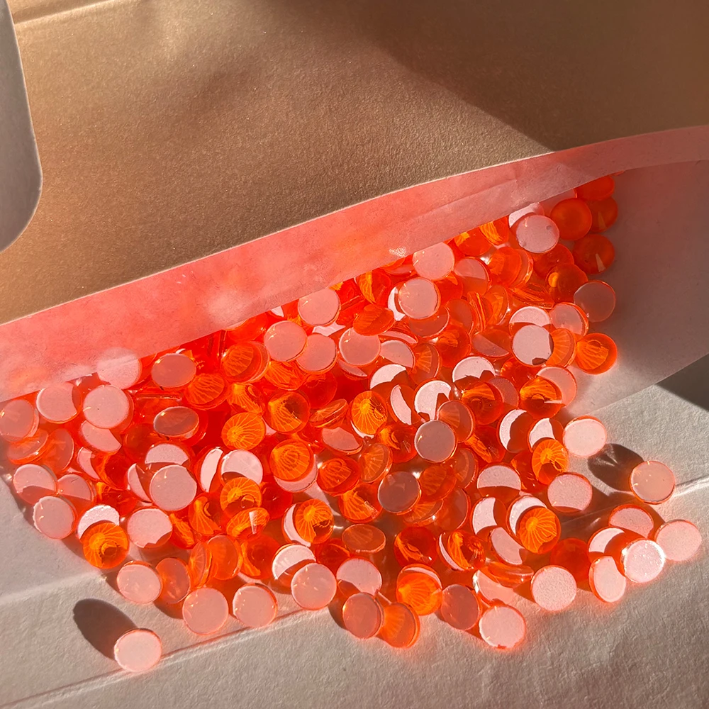 PUBRILEX Kristall-Neon-Strasssteine, Glas, nicht Hotfix, flache Rückseite, fluoreszierender Strass, DIY-Ornament, Dekorationen, Steine für Kleidung – Detail 15