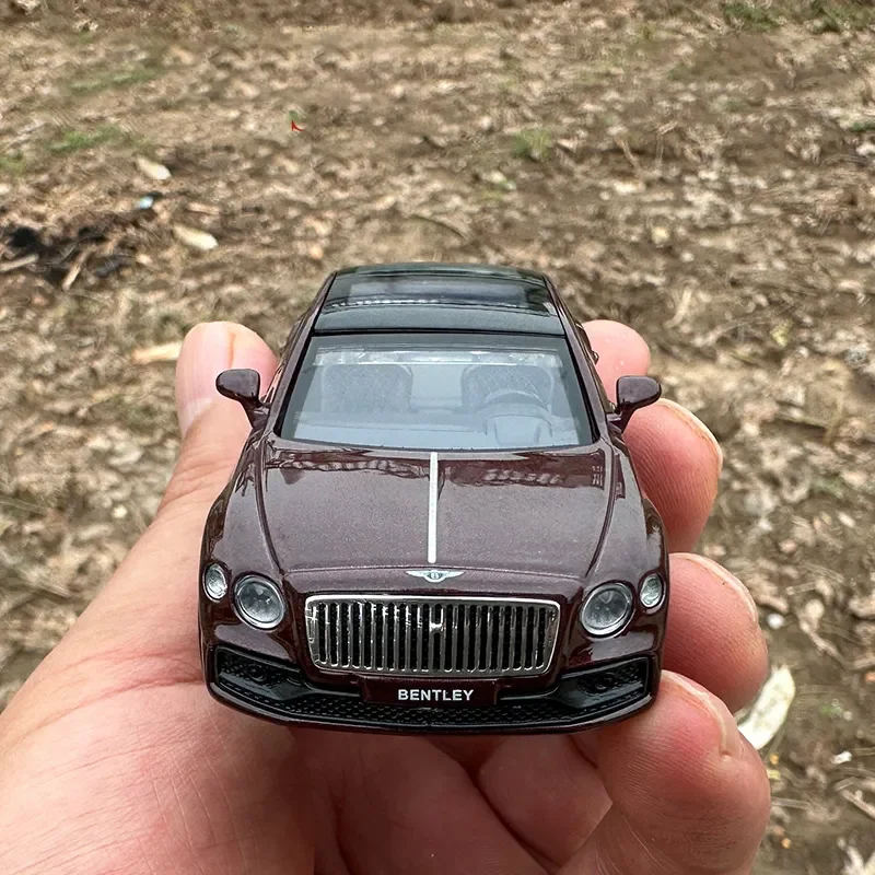 1:47 Bentley Flying Spur Alloy Car Diecasts & Toy Vehicles