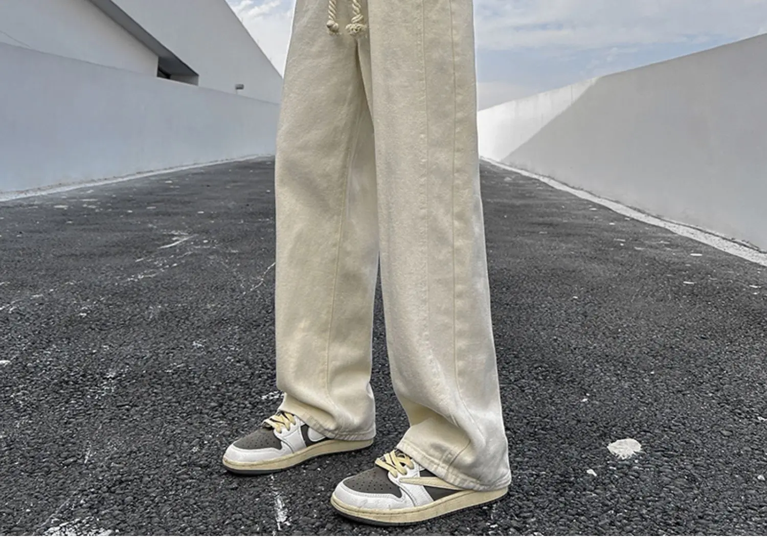 Description Picture 5 of itemSolid Color Casual Pants for Men's Summer Loose Wide Leg Long Pants, Japanese Trend Versatile Straight Leg Workwear Pants