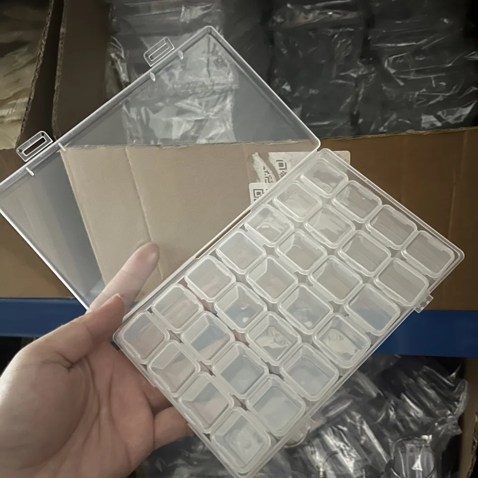 MWOOT 28-grids diamante ricamo Storage Box Organizers, Diamond Art Painting di Scatola Stones divisori Scatola organizzatore, Valigetta per bigiotteria, Transparente - Colorato