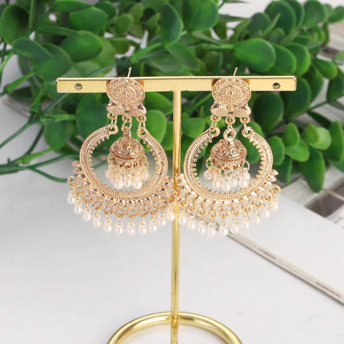 Classic Vintage Gold Color Round Dangle Earrings Women's Bohemian Flower Bells Pearl Tassel Earrings Jhumka Indian Jewelry