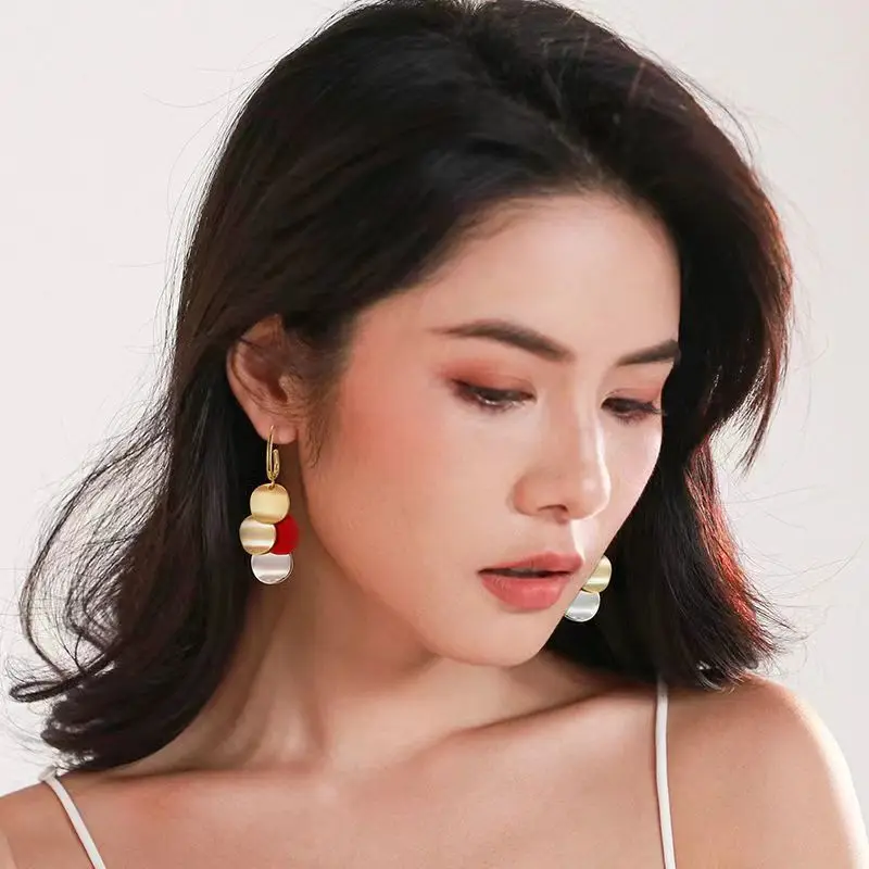 Fashion Tri-color Small Round Piece Pendant Earrings for Women Korean Version of The Elegant Long Tassel Earrings Party Jewelry