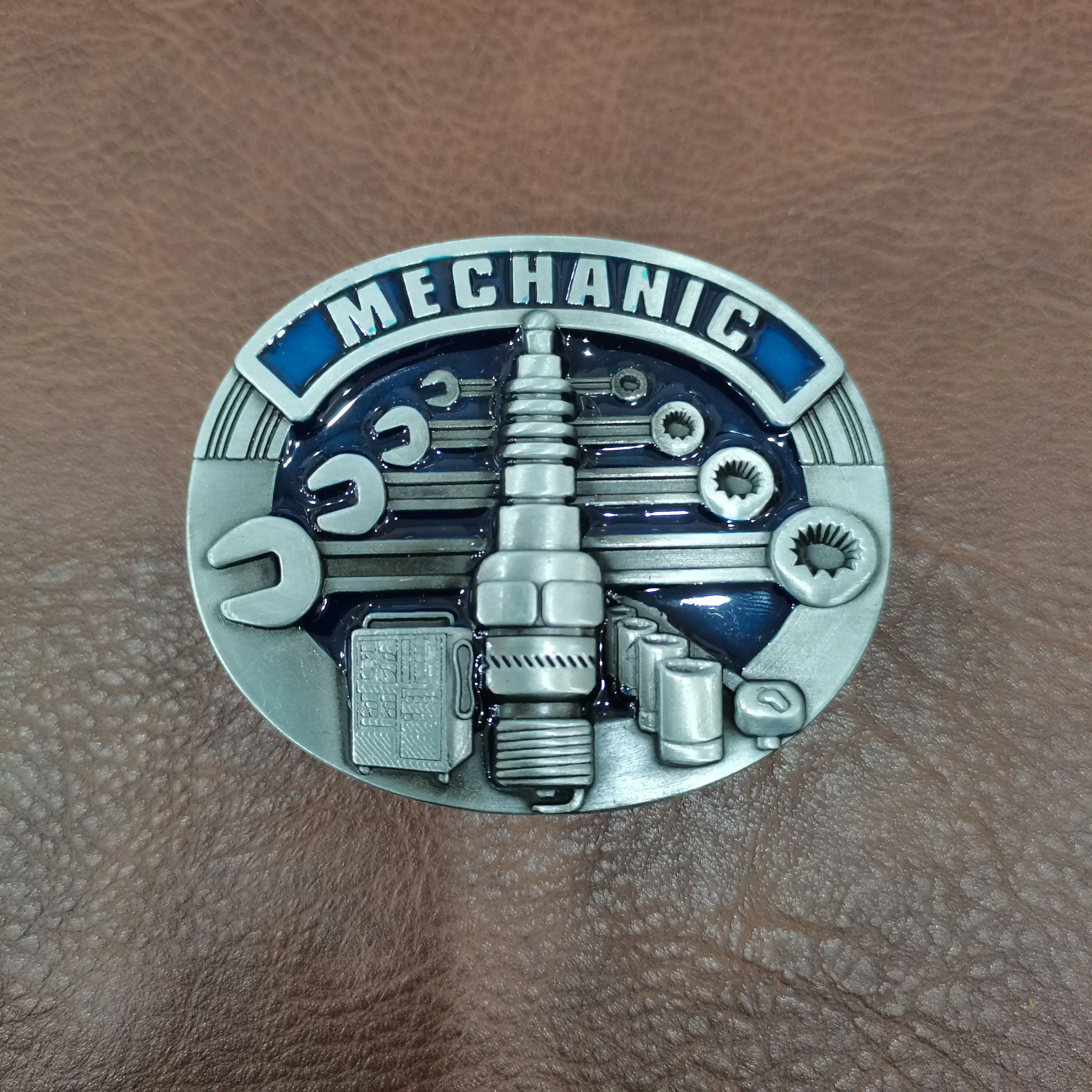 Oil-Drip Mechanical Tool Series Buckle: Versatile Western Men's Belt Accessory