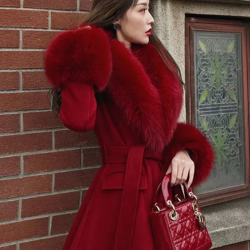 

New Christmas Scarf Cuff Set Winter Warm Fashion Luxury Women Coat Jacket Fur Collar Natural Neck Scarves Shawls Lady Overcoats