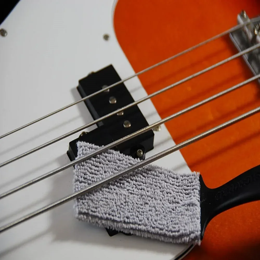 1PC Guitar Care Brush String Fretboard Cleaning Dusting Brush Cleaning Tool Dual Head Musical Instrument Accessories guitar cleaning brush