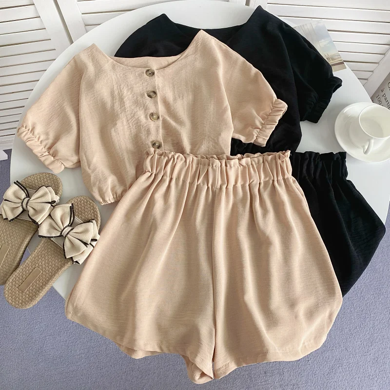 

Женский костюм из двух предметов, модный пикантный топ с коротким рукавом и круглым вырезом и широкие шорты с высокой талией, повседневный костюм, лето 2023