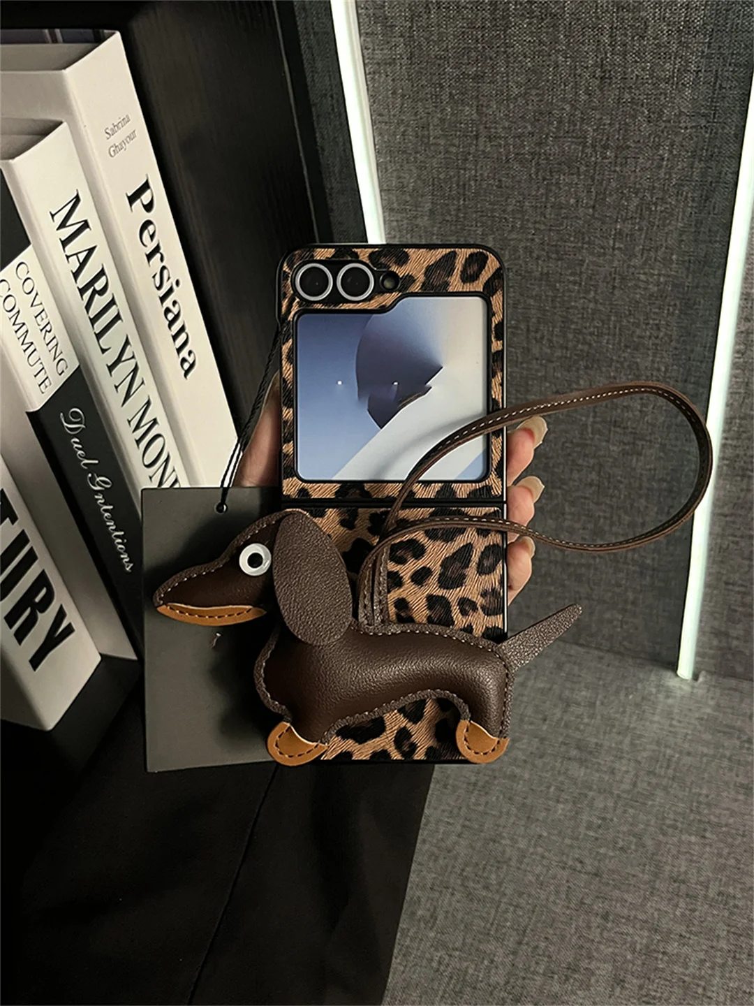 Luxury Leopard Print Portable Sausage Dog Phone Case Cover