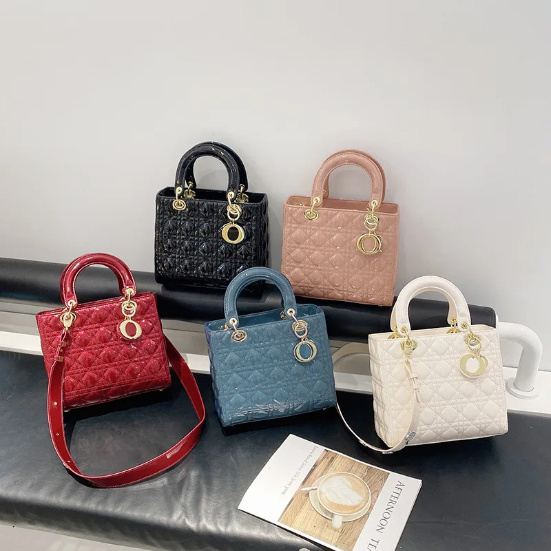 

Роскошная Лаковая кожаная дамская сумка DIAOLUN светильник для женщин, новый уникальный дизайн 2024, ручная сумка через плечо