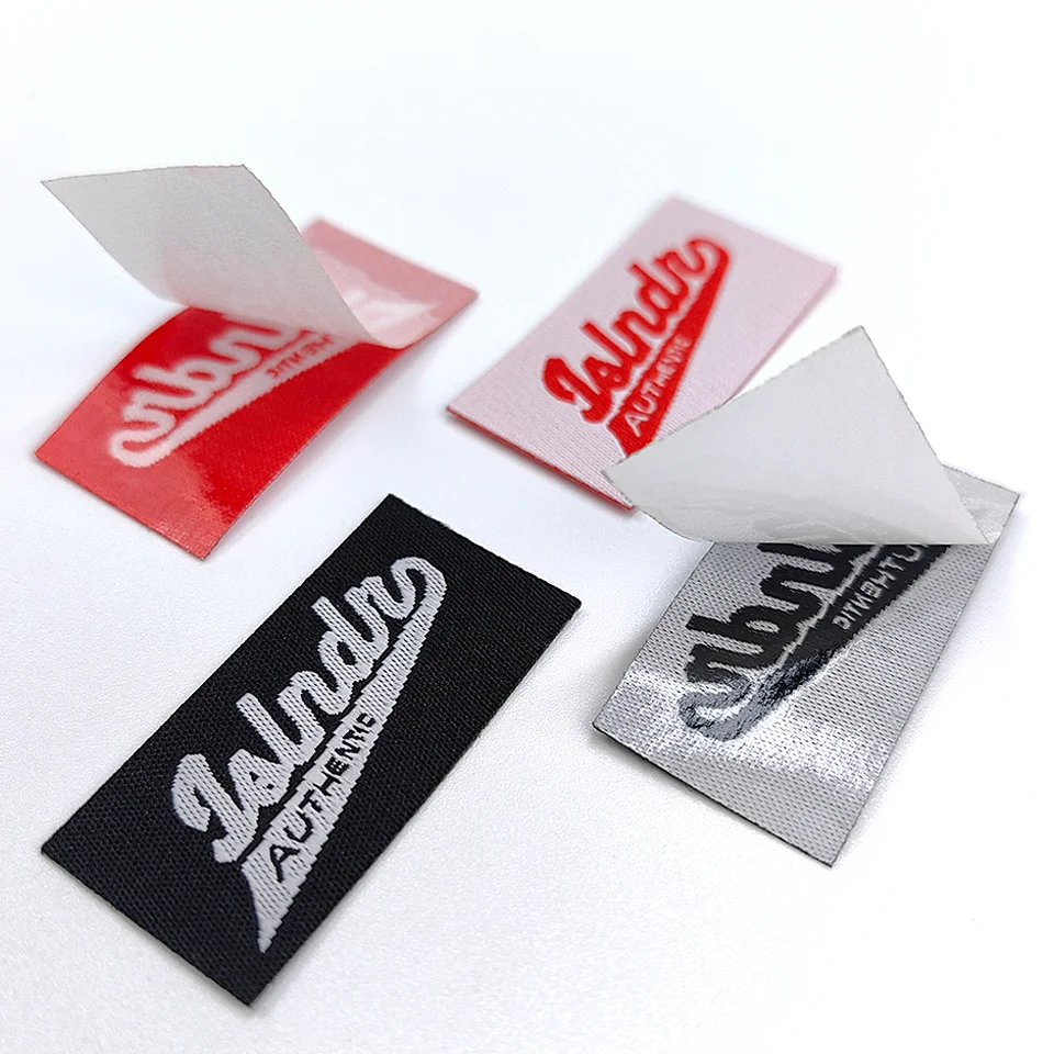 

Hot Melt Adhesive Sticker Clothing Labels Customized LOGO Printed Garment Fabric Cotton Damask Thread Tags Woven Label