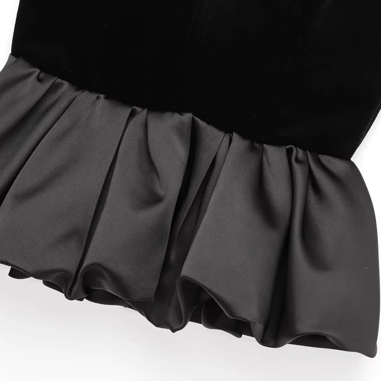 JNLEAOG Faionable Velvet Top for Women ort Sle European Sle Autumn New Arrival Versatile Swan Velvet Faion Sensation