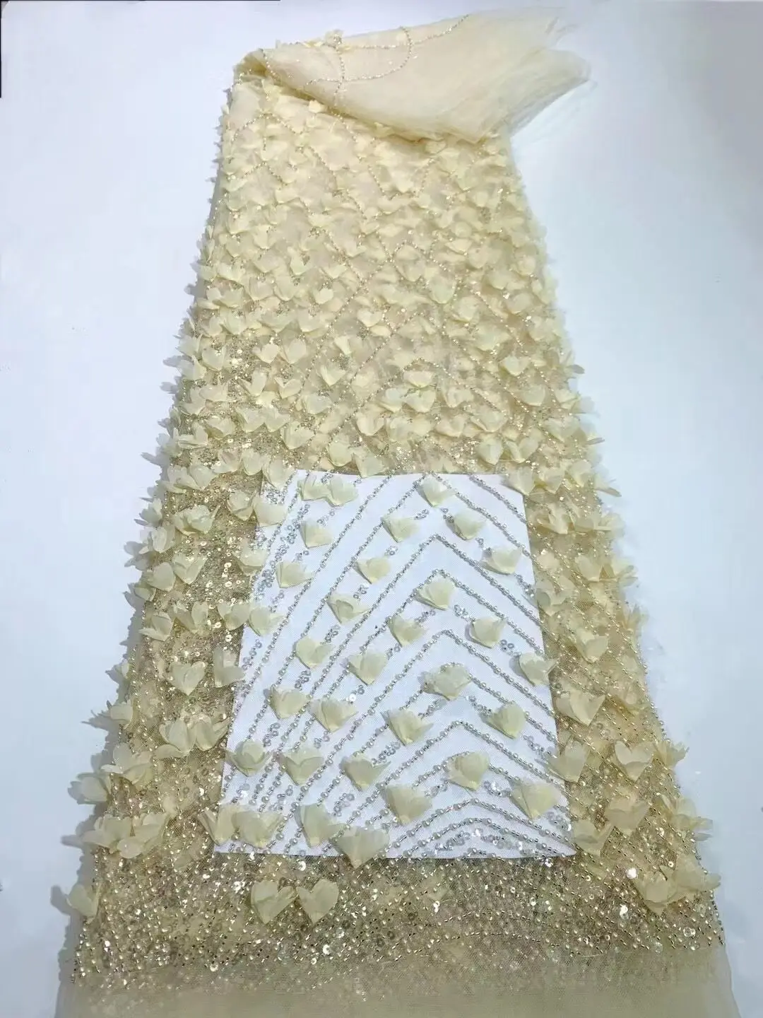 

Luxurious Nigerian Handmade Beads Lace Fabric J-1401288 High Quality Sequins Beaded Embroidery African French Lace Fabric