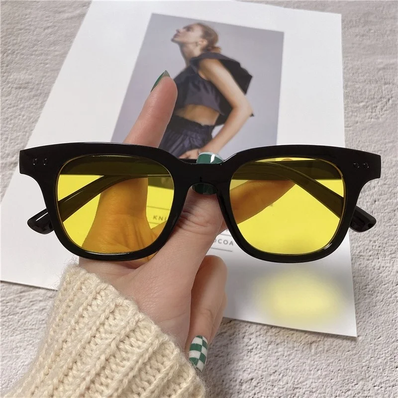 

2022 New Vintage Square Sunglasses Women Brand Designer Gules Sun Glasses Female Fashion Small Frame Glasses UV400 Eyewear