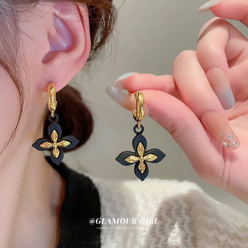 

S3259 Fashion Jewelry S925 Silver Needle Flower Dangle Earrings For Women Vintage Niche Design Stud Earrings