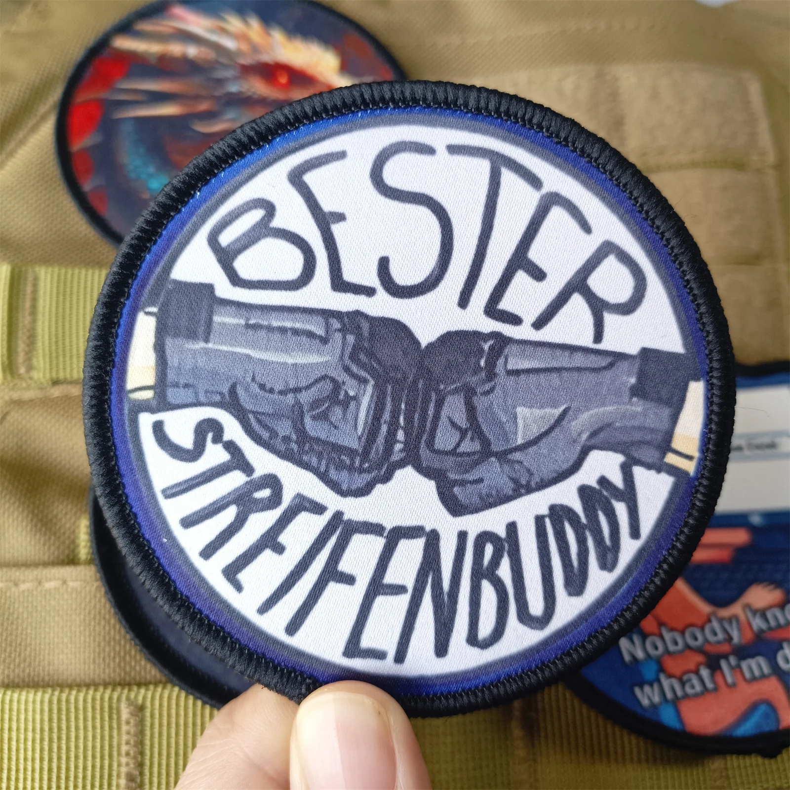Exquisite Hook and Loop Badge: Attractive Character Patch