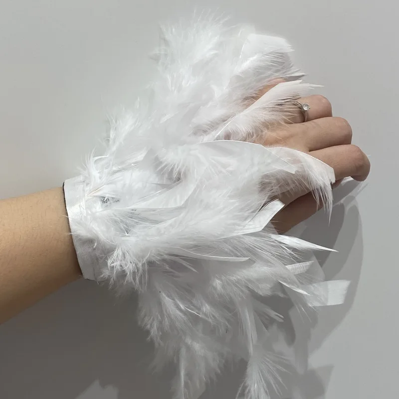 Fashion Feather Cuffs For Women Bracelet Plume Sexy Handcuffs ostrich Feather Cuffs Manicure hand photo cuffs Anklet Bracelet bangle bracelet
