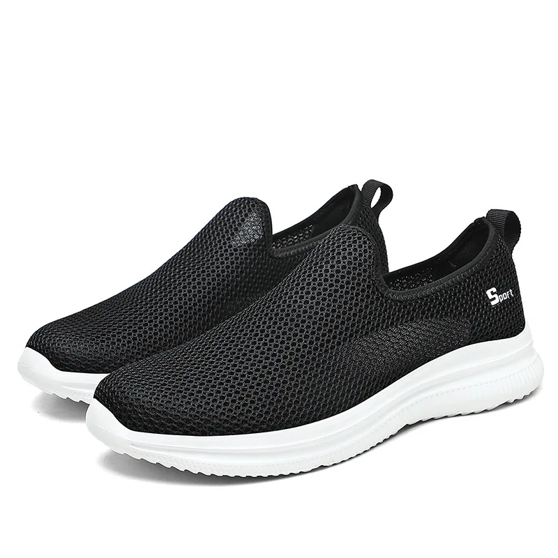 2023 New Men's Vulcanized Shoes Mesh Breathable Wading Shoes Fashion