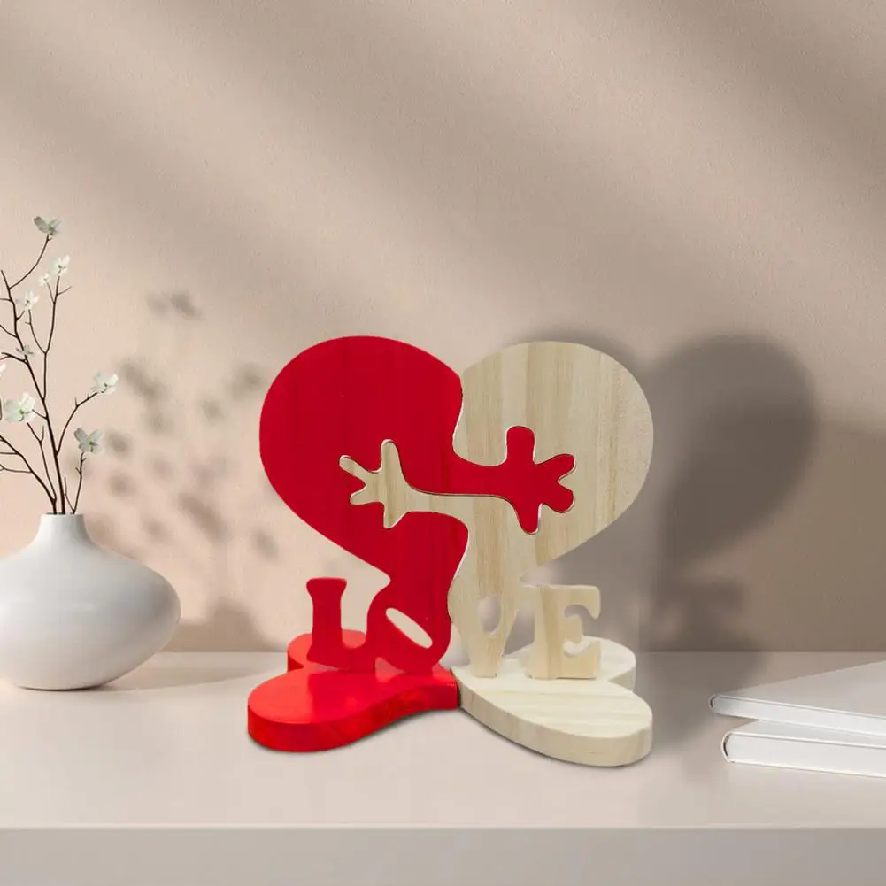 

Hug Symbol Ornament Valentine's Day Wooden Love Heart Ornament for Home Festival Decorations Embrace Happiness Spread Love