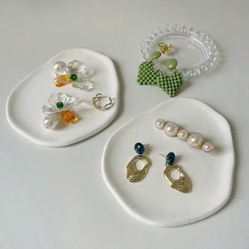Elegant White Jewelry Organizer Tray 1