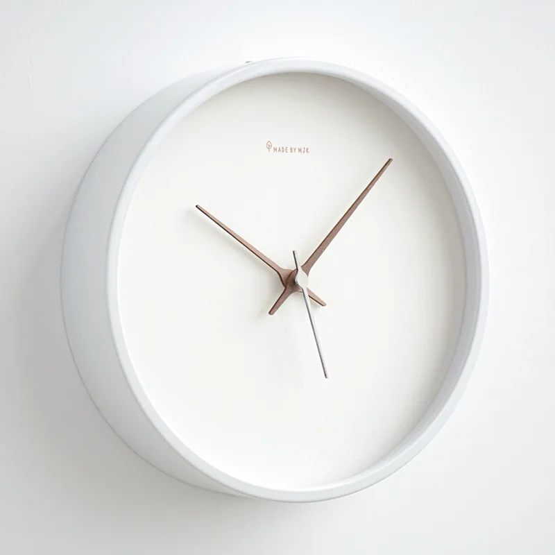 

Black Wall Clock Living Room Decoration Nordic Minimalist Silent White Wall Clock Modern Design Non-ticking Brief Office Clock