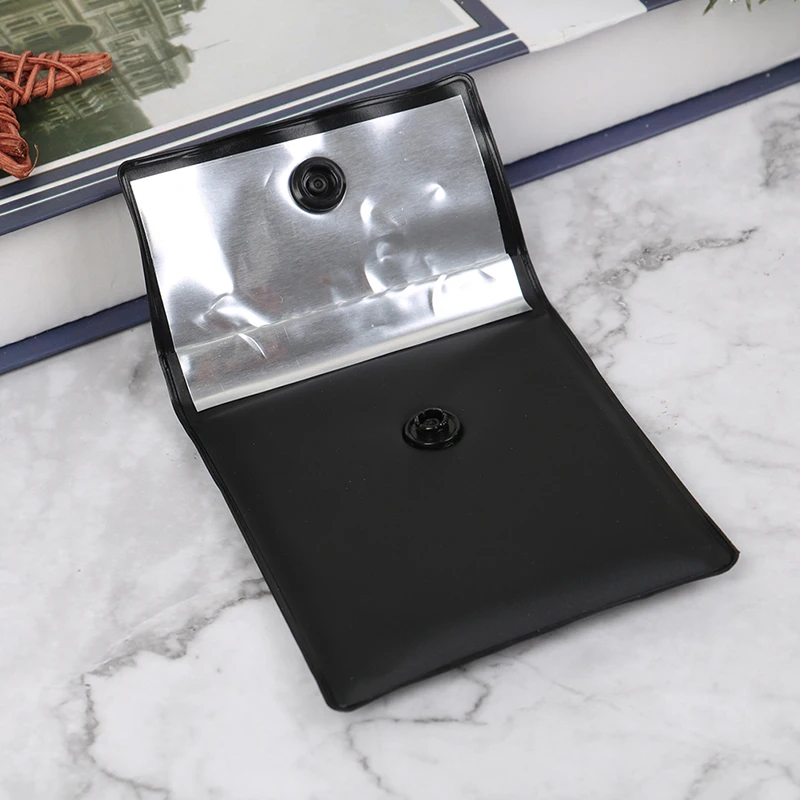 Portable Ashtray Cigarettes Ashtray Silicone Ashtray Stainless Steel Ashtray Metal Ashtray Air Purifier Ashtray Wood Ashtray Ceramic Ashtray 1pc 8*8cm Mini PVC Ashtrays Bag Potable Pocket Ashtray Outdoor Ash Tray Smoking Tray