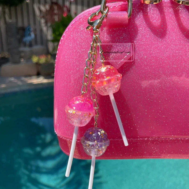 1-teiliger Geldbörsen-Charm-Dekor, Lutscher-Taschen-Anhänger, kosmische Süßigkeiten-Cluster, glitzernder Stern, schillernder rosa-lila Lutscher-Y2K-Schlüsselanhänger – Detail 6