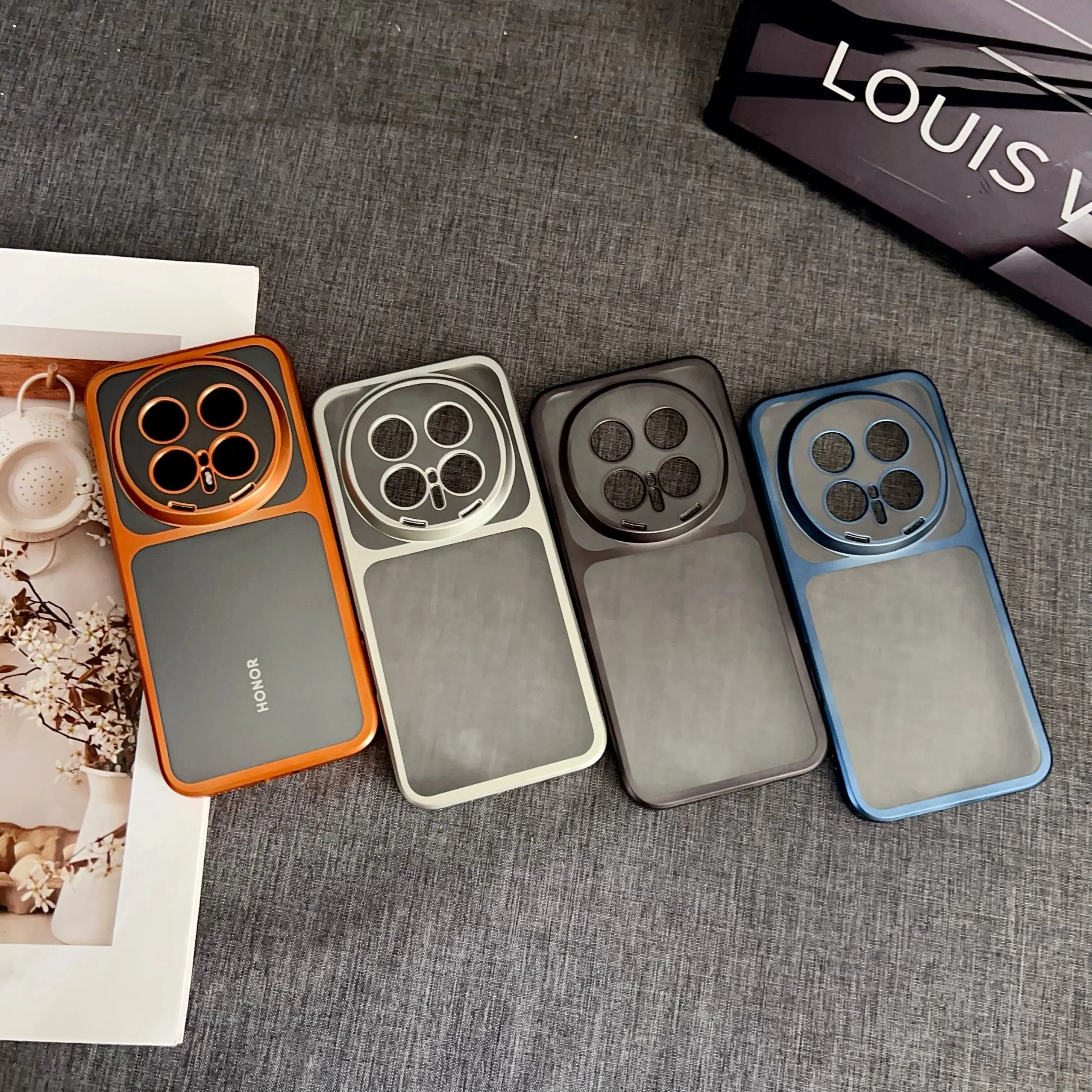 Sleek Plated Bezel Clear Hardcase Cover - Skin-Friendly Protection