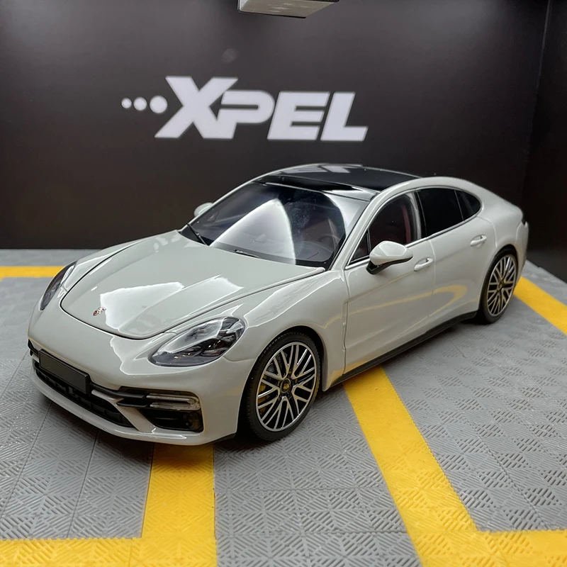 Die Cast 1/18 Scale Panamera Turbo S Alloy Car Model Limited