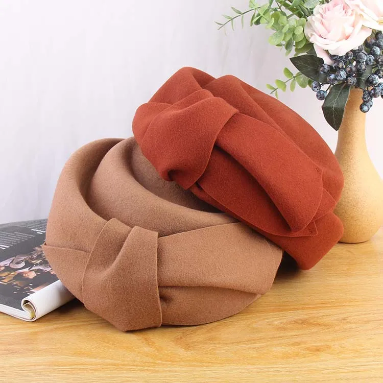 

Elegant Wool Fascinators Fedora Women Red Church Hats White Black Wedding Ladies Hat Felt Bow Berets Caps Pillbox Hat Chapeau