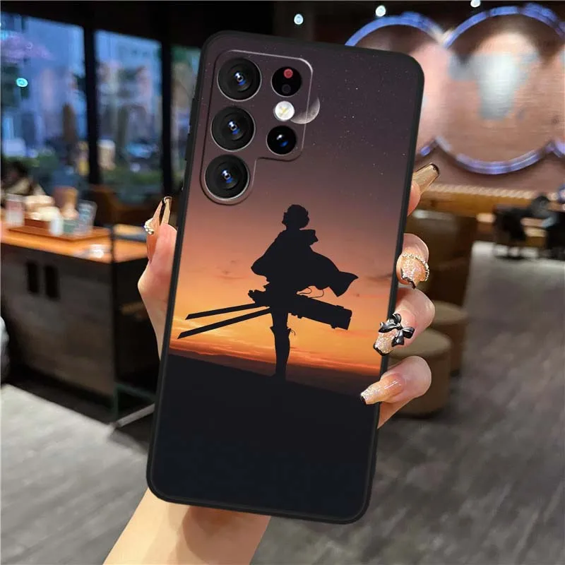 غلاف حماية أسود بتصميم Attack on Titan – إرين ييغر...