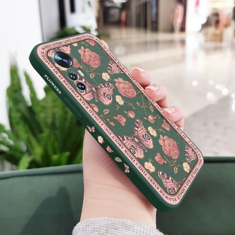 Classicism Flower Design Phone Case