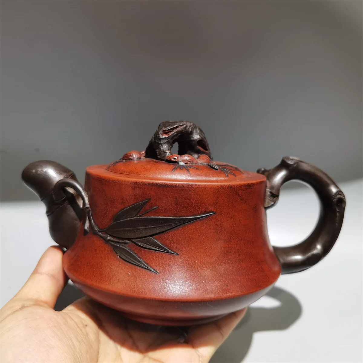 

Chinese Yixing Zisha Clay Teapot Red Mud Pine Bamboo Plum Pot He Daohong 600ml