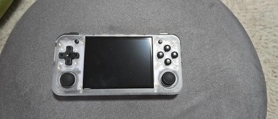 ANBERNIC RG35XX H photo review