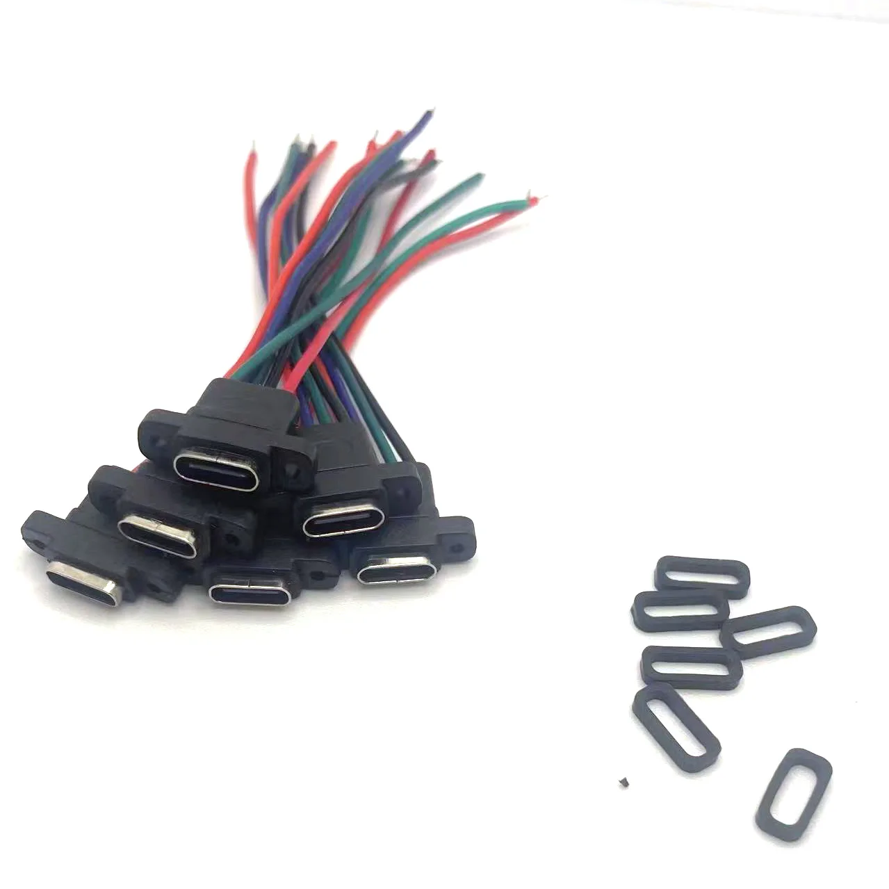 

waterproof welding wire mother base 4P / 2p welding wire high current quick charging socket welding wire waterproof