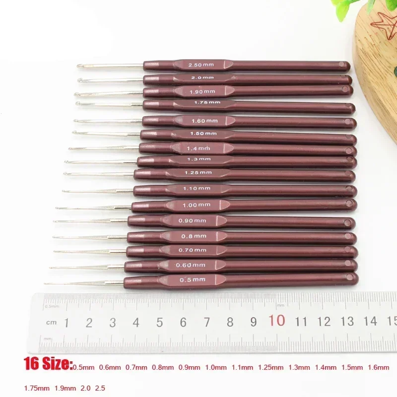 1Pcs Plastic Handle Crochet Hooks Knitting Needles Set 0.5mm-2.5mm 16 Size Crochet Supplies knitting needles,crochet kit,crochet hooks,knitting supplies,crochet needles,knitting material,knitting craft supplies