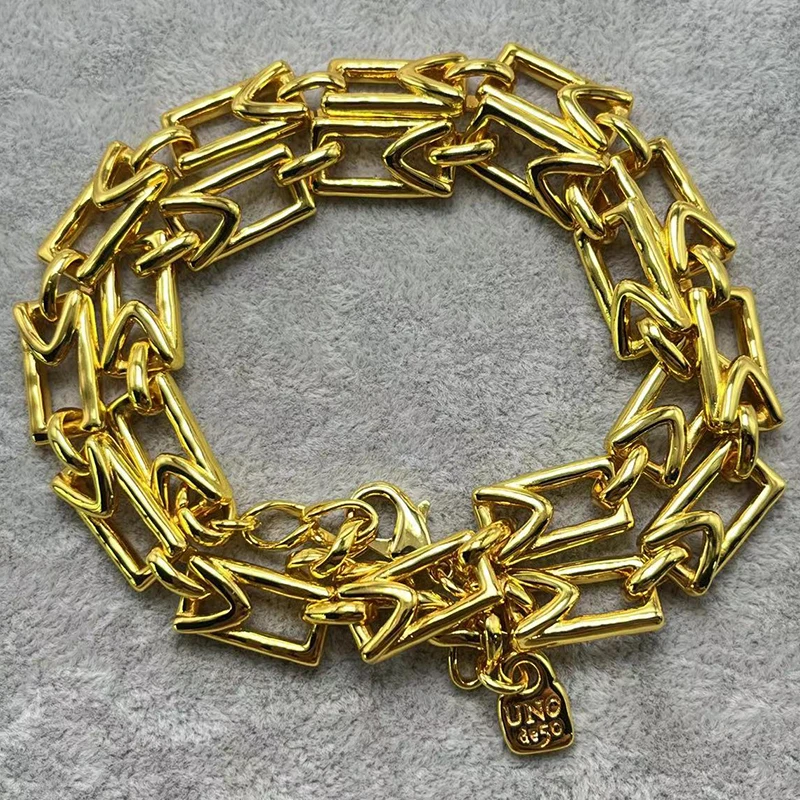 

2024 Spain's best-selling UNO de 50 niche popular exquisite women's necklaces romantic geometric jewelry gifts