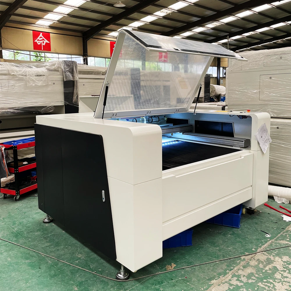 Cnc Fiber Laser Cut Machine For Metal Tube Small Model 150W 9060 1390
