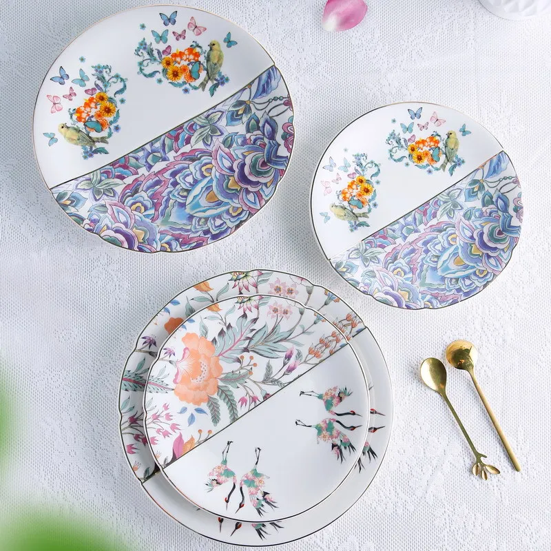 

A Dream of Red Mansions Style 10.5" Chinese Masterpiece Design Decoration Plate Porcelain Dish Set