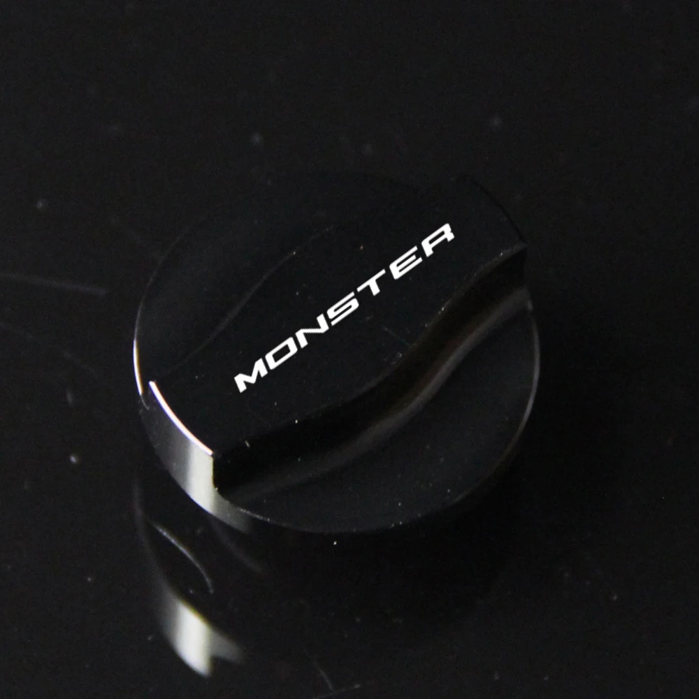 

For DUCATI MONSTER 821 / 1200 2014-2021,MONSTER 1100 EVO 2011-2021 Motorcycle Engine Oil Plug Filler Cover Screw (Size:M20*2.5)