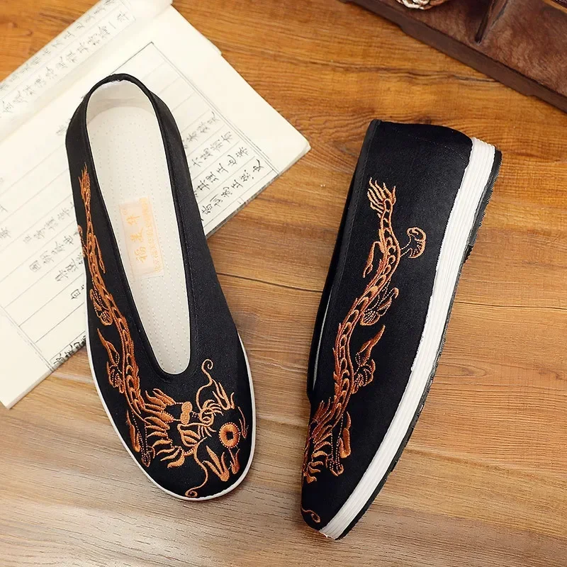 Cloth Shoes Men Old Beijing  Soft Sole Chinese Embroidery Men Shoes Chinese Style Yellow Black Dragon Round Mouth Cloth Shoes 4