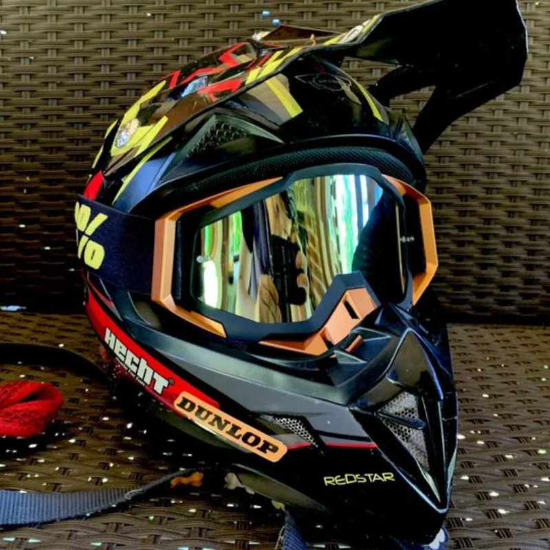 Рисунок 6 - Очки солнцезащитные для мотокросса