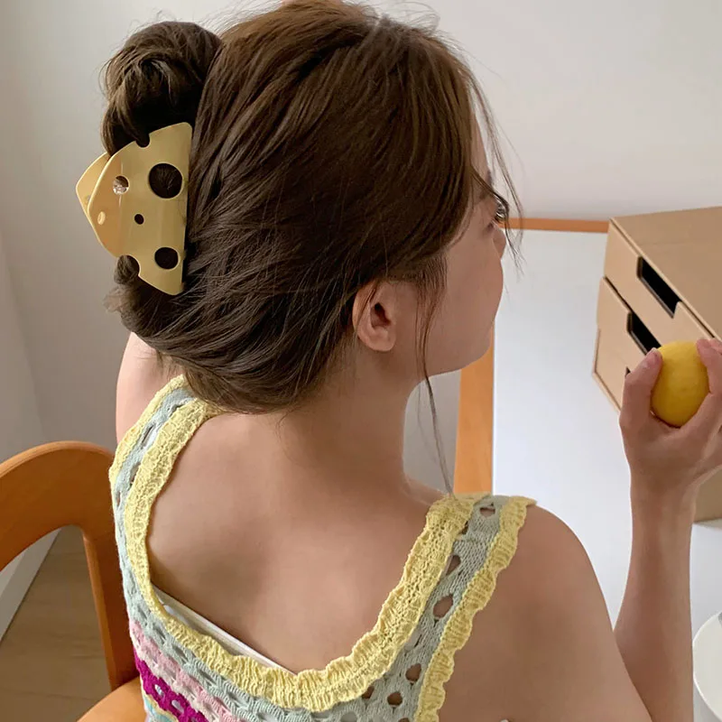 

Fashion Cute Fun Creative Design Yellow Cheese Hair Clip Ponytail Claw Clip Women Girls Minimalist Style Hair Accessories Gifts