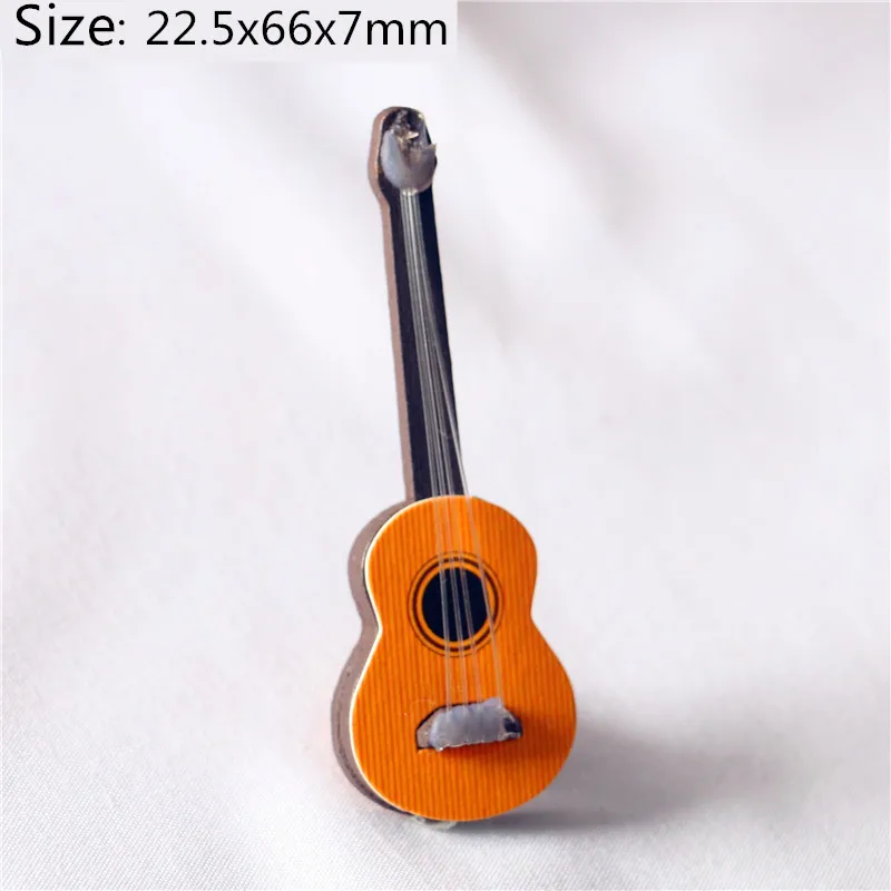 Dollhouse Miniature Guitar Model Toy Instrument Home Decoration Wood Craft Kids Gifts miniature figurines miniature ornament miniature duck figurines