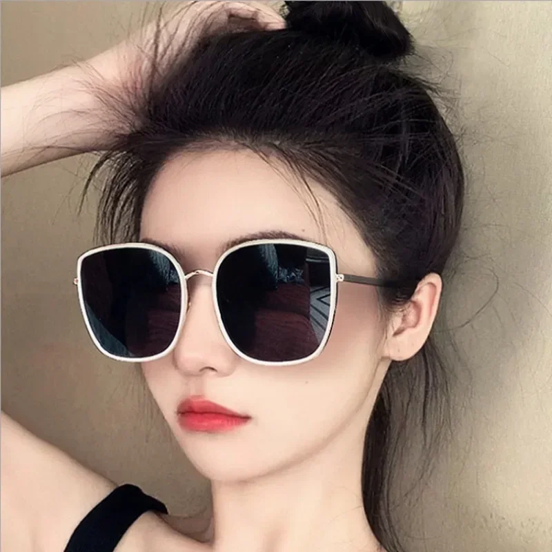 

New net red sunglasses adult dustproof retro sunglasses Fashion sunglasses metal explosion street explosion