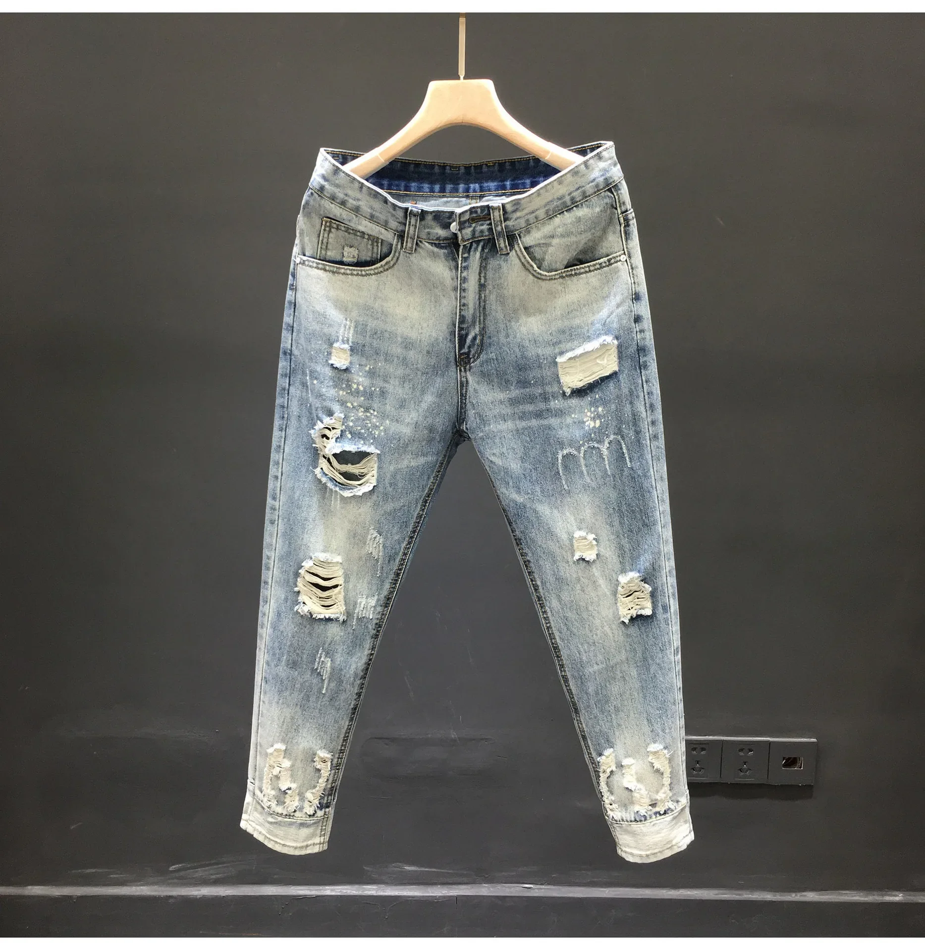 

Harajuku Style Summer and Trendy Luxury Jeans for Men with Holes Small Feet Men's Casual Jeans with Holes Vintage Pants