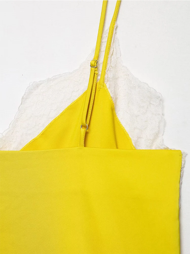 TFMLN Sexy Women Neckline Lace Spliced Thin Sling Top Fashion Soft Satin Sling Camisoley 2025 New Sleeveless Summer Clothing