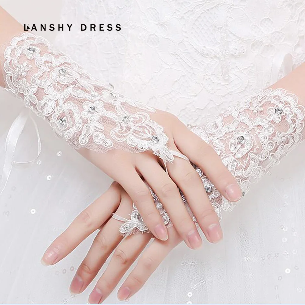 

Elegant Beaded Lace Satin Short Bridal Gloves 2022 Fingerless Wedding Party Gloves White Ivory Wedding Accessories Veu De Noiva