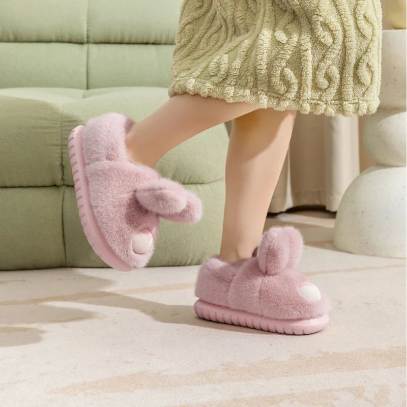 

Новинка 2024, модная обувь для мужчин и женщин, зимняя обувь из хлопка с мультяшным медведем, теплые удобные симпатичные Тапочки